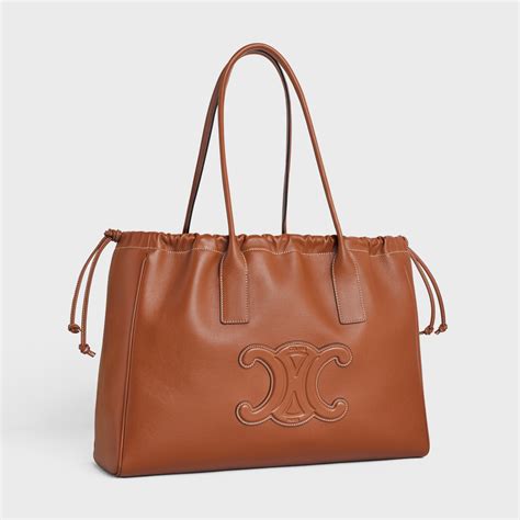 CELINE Cabas Drawstring cuir Triomphe in smooth calfskin.